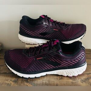 Brooks Ghost 12 1203051B063 Purple Black Running Shoes Lace Up women’s Size 11
